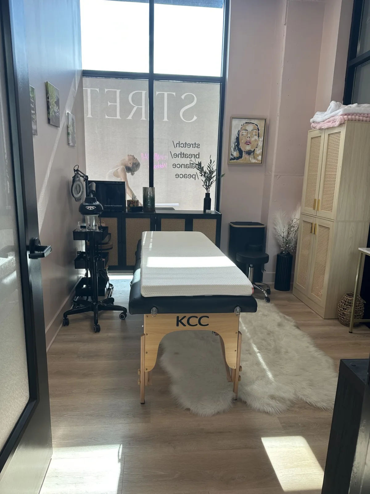 Treatment room at Health House Rolesville set up for a facial